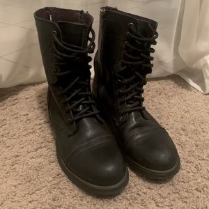 Steve Madden Black combat boots